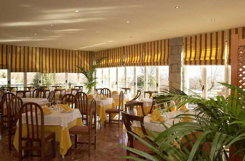 Hotel Rural Las Gacelas Becerril de la Sierra Restoran gambar